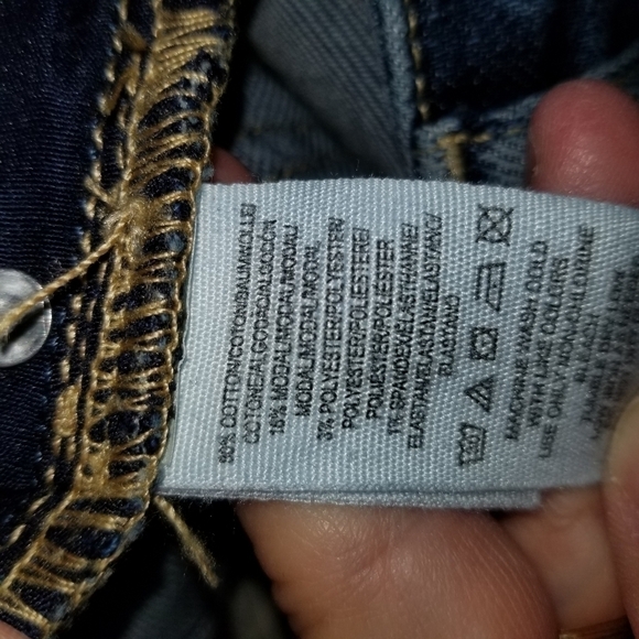 Free People distressed jeans - Picture 7 of 8